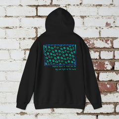 Kisses Light Up The World (Alternative Print) - Unisex Heavy Blend™ Hooded Sweatshirt